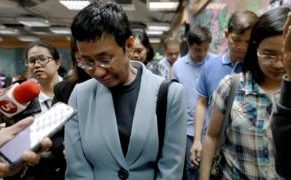 Maria Ressa: Head of Philippines news site Rappler arrested