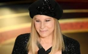 Michael Jackson: Barbra Streisand apologises for abuse remarks